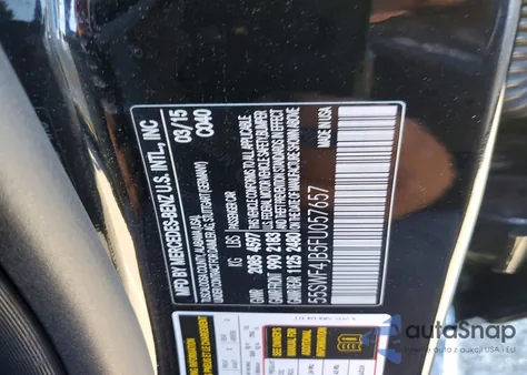 2015 Mercedes-Benz C 300 z USA, uszkodzony, nr VIN 55SWF4JB5FU057657